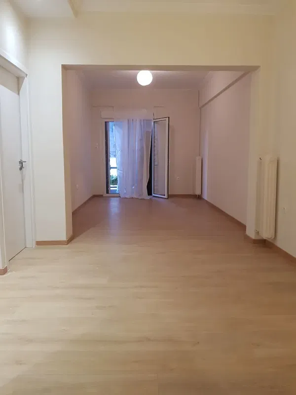One-Bedroom Renovated Apartment for Sale in Piraeus, Piraeus Suburbs — photo 5