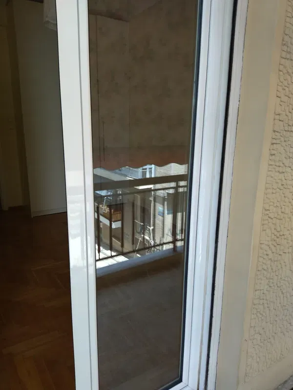 67 m² Renovated Two-Bedroom Apartment for Sale in Neos Kosmos, Athens Center — photo 3