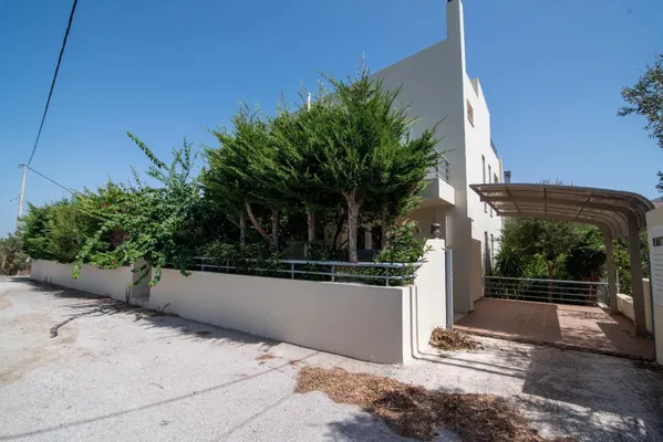 Seafront 306 m² Villa with Five Bedrooms for Sale in Kalyvia Thorikou, Lagonisi