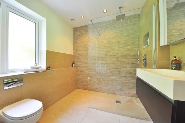 68 m² Two-Bedroom Apartment for Sale in Piraeus, Piraeus Suburbs — photo 4