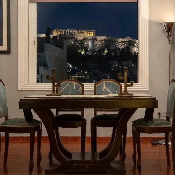 Two-Bedroom Apartment for Sale in Athens Historical Center, Athens Eastern Suburbs