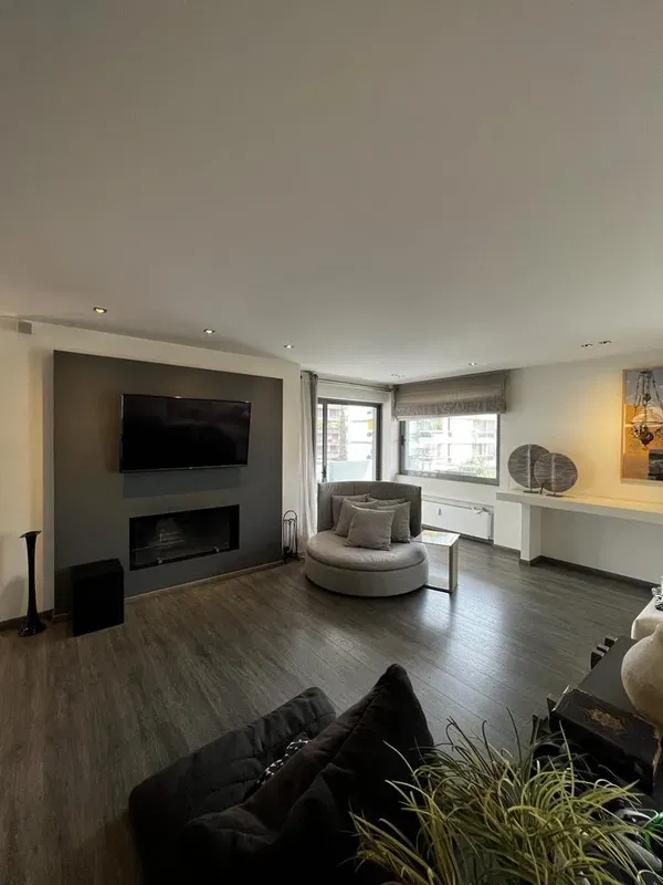 Three-Bedroom Apartment for Sale in Palaio Faliro, Piraeus — photo 3