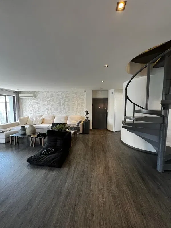 Three-Bedroom Apartment for Sale in Palaio Faliro, Piraeus — photo 4