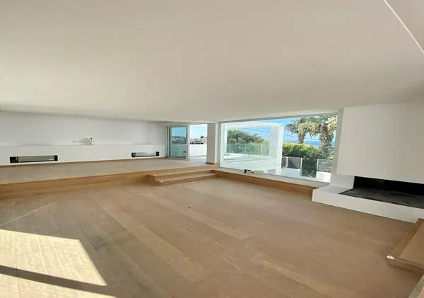 Sea View 380 m² Apartment with Four Bedrooms for Sale in Voula, Athens Southern suburbs — photo 3