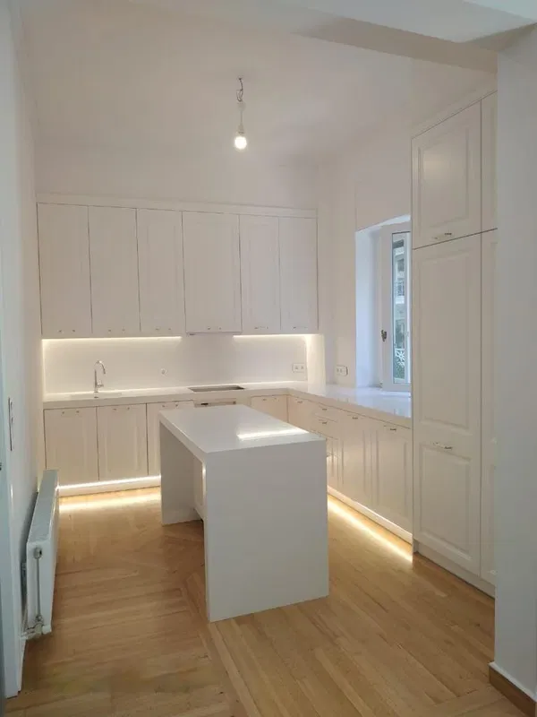 140 m² Renovated Three-Bedroom Apartment for Sale in Kolonaki - Lycabettus, Athens Center — photo 3