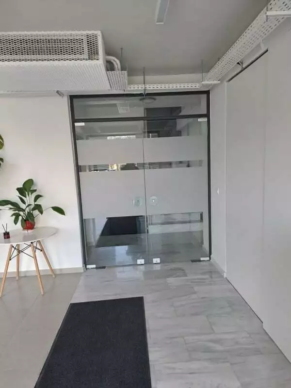 1300 m² Building for Sale in Kallithea, Athens Southern suburbs — photo 2