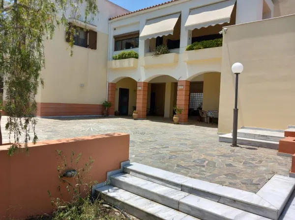 Four-Bedroom Villa for Sale in Rethymnon