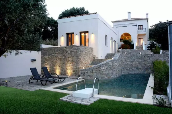Six-Bedroom Villa for Sale in Kymi, Evia