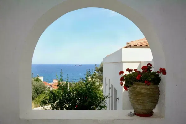 Six-Bedroom Villa for Sale in Kymi, Evia — photo 2
