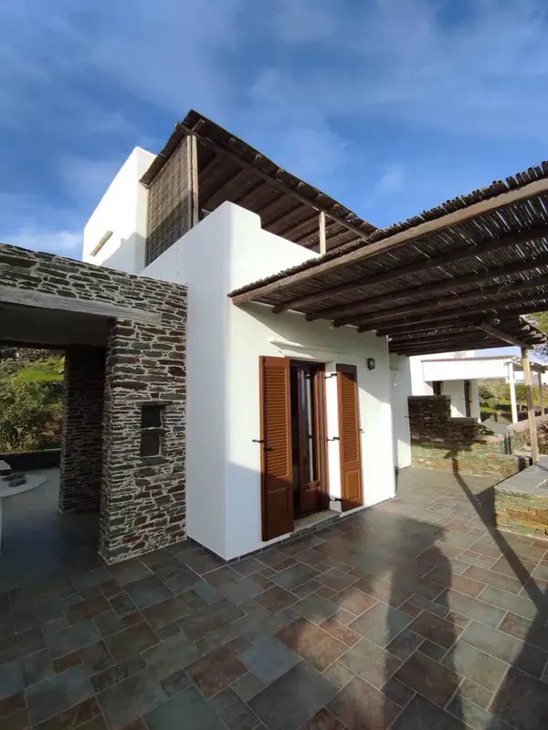 Sea-View Two-Bedroom Villa for Sale in Sifnos, Cyclades — photo 5