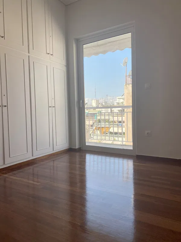 Renovated 109 m² Apartment with Two Bedrooms for Sale in Kypseli, Athens Center — photo 4
