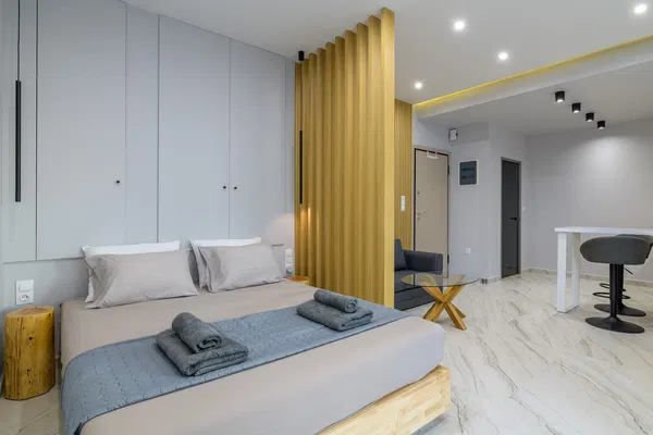 Renovated 40 m² Penthouse with One Bedrooms for Sale in Argyroupoli Athens, Athens Southern suburbs — photo 3