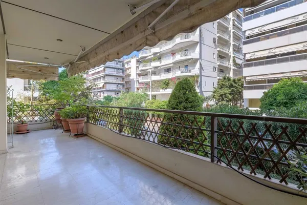 144 m² Three-Bedroom Apartment for Sale in Palaio Faliro, Athens Southern suburbs — photo 3