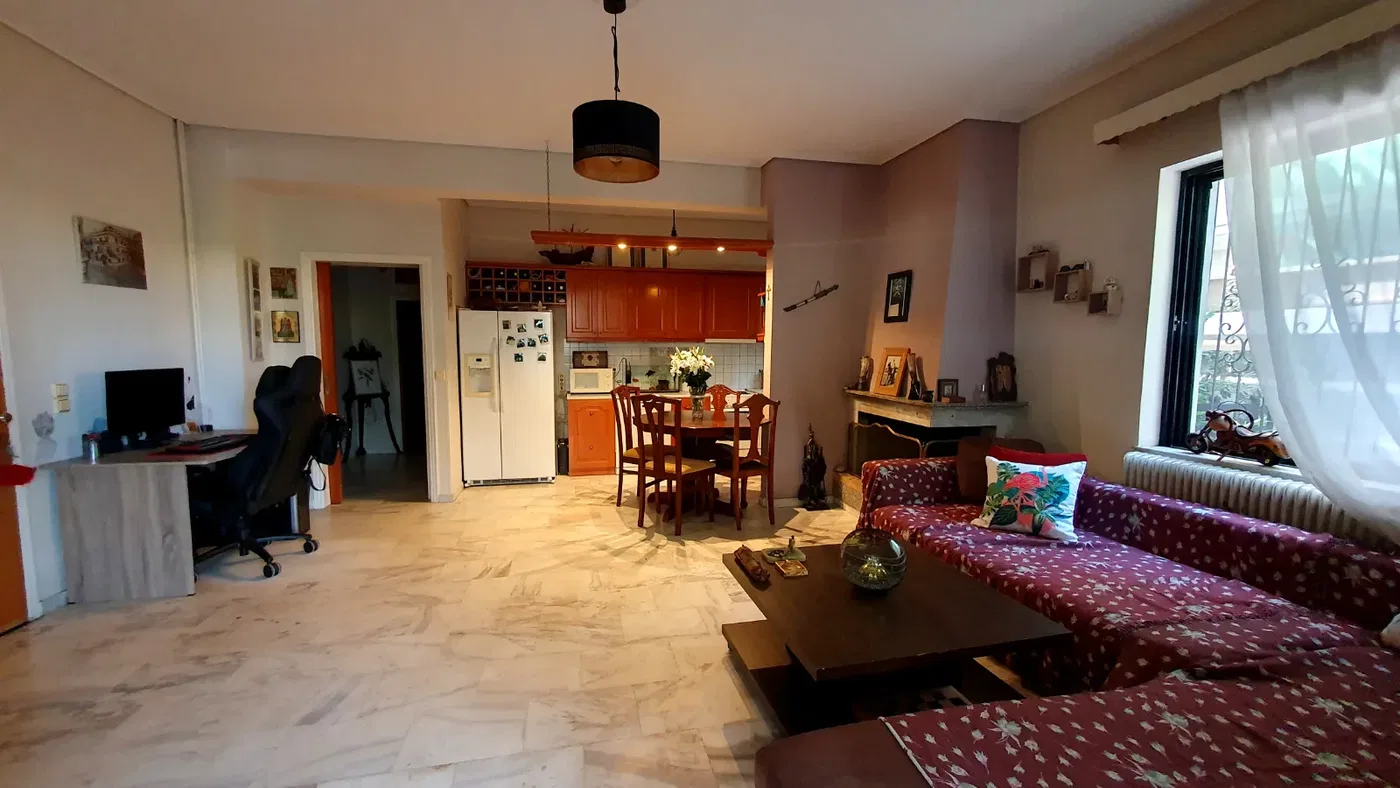 82 m² Two-Bedroom Apartment for Sale in Voula, Athens Southern suburbs