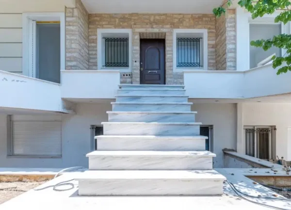 350 m² Three-Bedroom Villa for Sale in Penteli, Athens Northern suburbs — photo 3