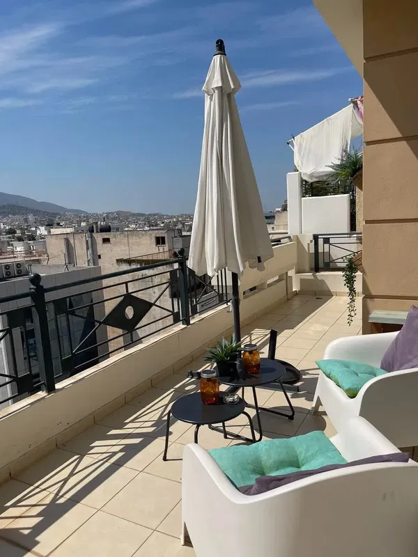 Two-Bedroom Apartment for Sale in Ampelokipoi, Athens Center with Air conditioning