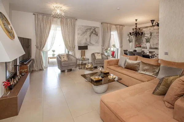 Renovated 215 m² Villa with Four Bedrooms for Sale in Vari - Varkiza, Athens Southern suburbs