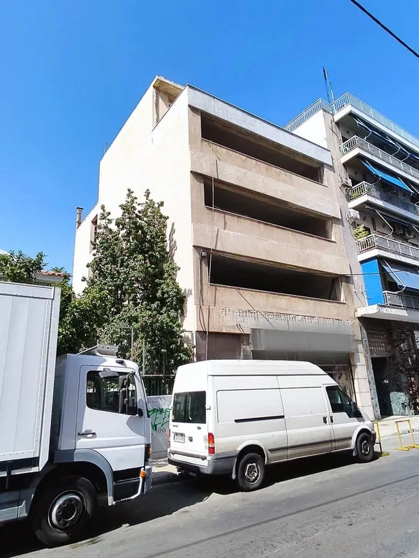 Building for Sale in Piraeus, Athens Southern suburbs