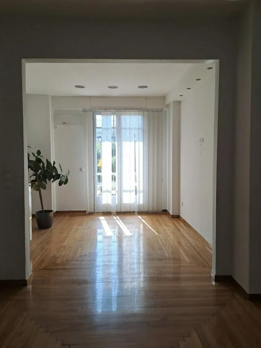 Renovated Business for Rent in Nea Smyrni, Athens Southern suburbs
