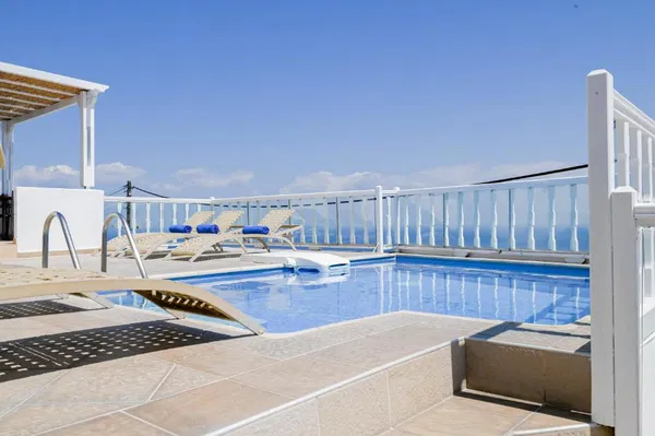 Renovated Hotel for Sale in Santorini, Cyclades — photo 2