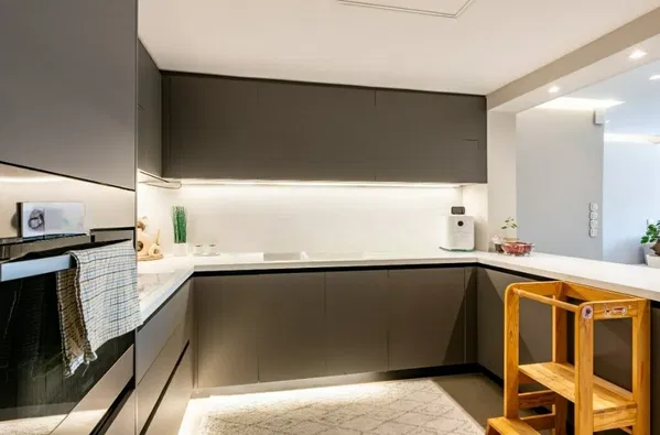 Renovated Three-Bedroom Apartment for Sale in Nea Smyrni, Athens Southern suburbs — photo 5