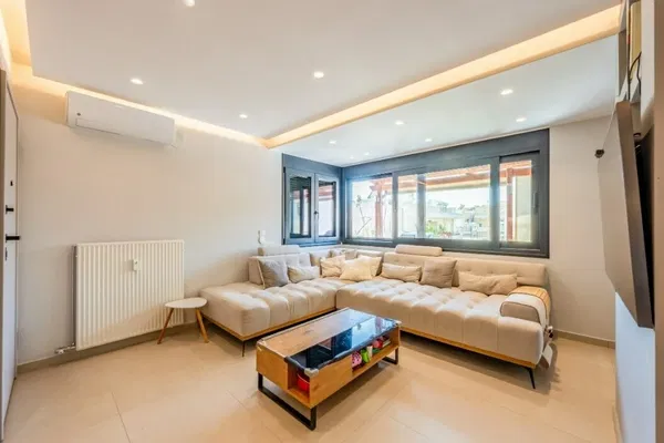 Renovated Three-Bedroom Apartment for Sale in Nea Smyrni, Athens Southern suburbs — photo 3