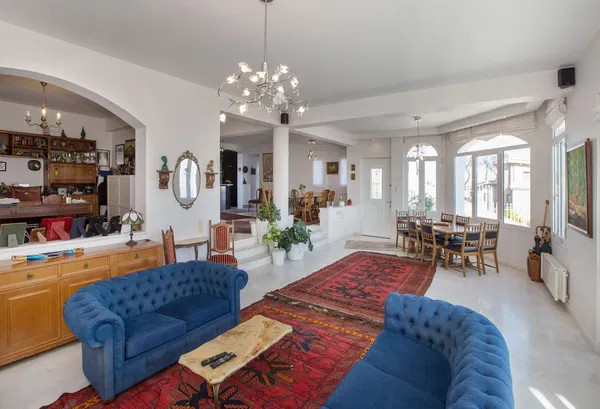 Sea-View Six-Bedroom Villa for Sale in Nea Makri, Athens Eastern Suburbs — photo 2