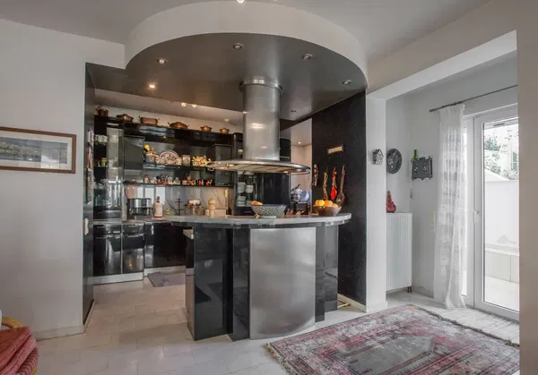 Sea-View Six-Bedroom Villa for Sale in Nea Makri, Athens Eastern Suburbs — photo 3