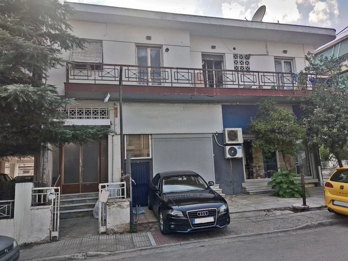 Building for Sale in Agioi Anargyroi, Athens Western Suburbs