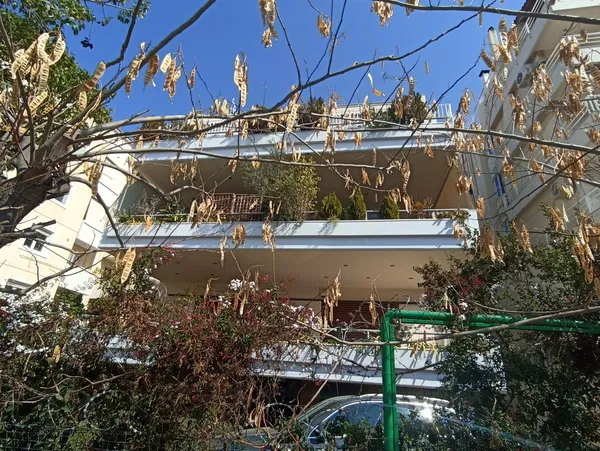 787 m² Building for Sale in Glyfada, Athens Southern suburbs — photo 2