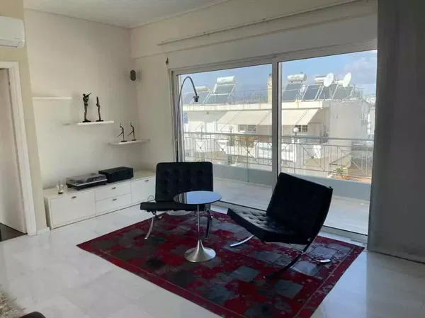 135 m² Two-Bedroom Sea View Apartment for Sale in Piraeus, Piraeus Suburbs — photo 4