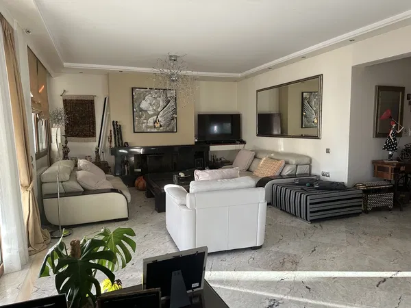 148 m² Three-Bedroom Apartment for Sale in Glyfada, Athens Southern suburbs — photo 2