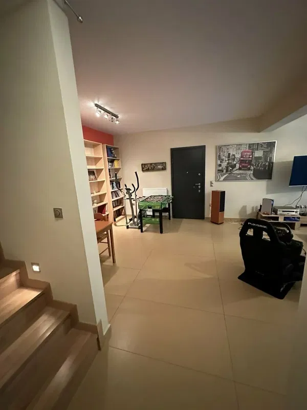 Sea-View 110 m² Apartment with Two Bedrooms for Sale in Porto Rafti, Attica — photo 5