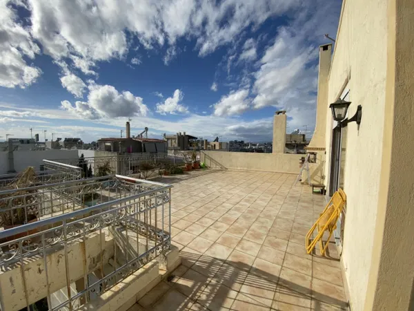 110 m² Apartment with Three Bedrooms for Sale in Ilioupoli, Athens Southern suburbs — photo 4