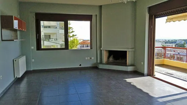 Three-Bedroom Apartment for Sale in Rafina, Rafina - Pikermi