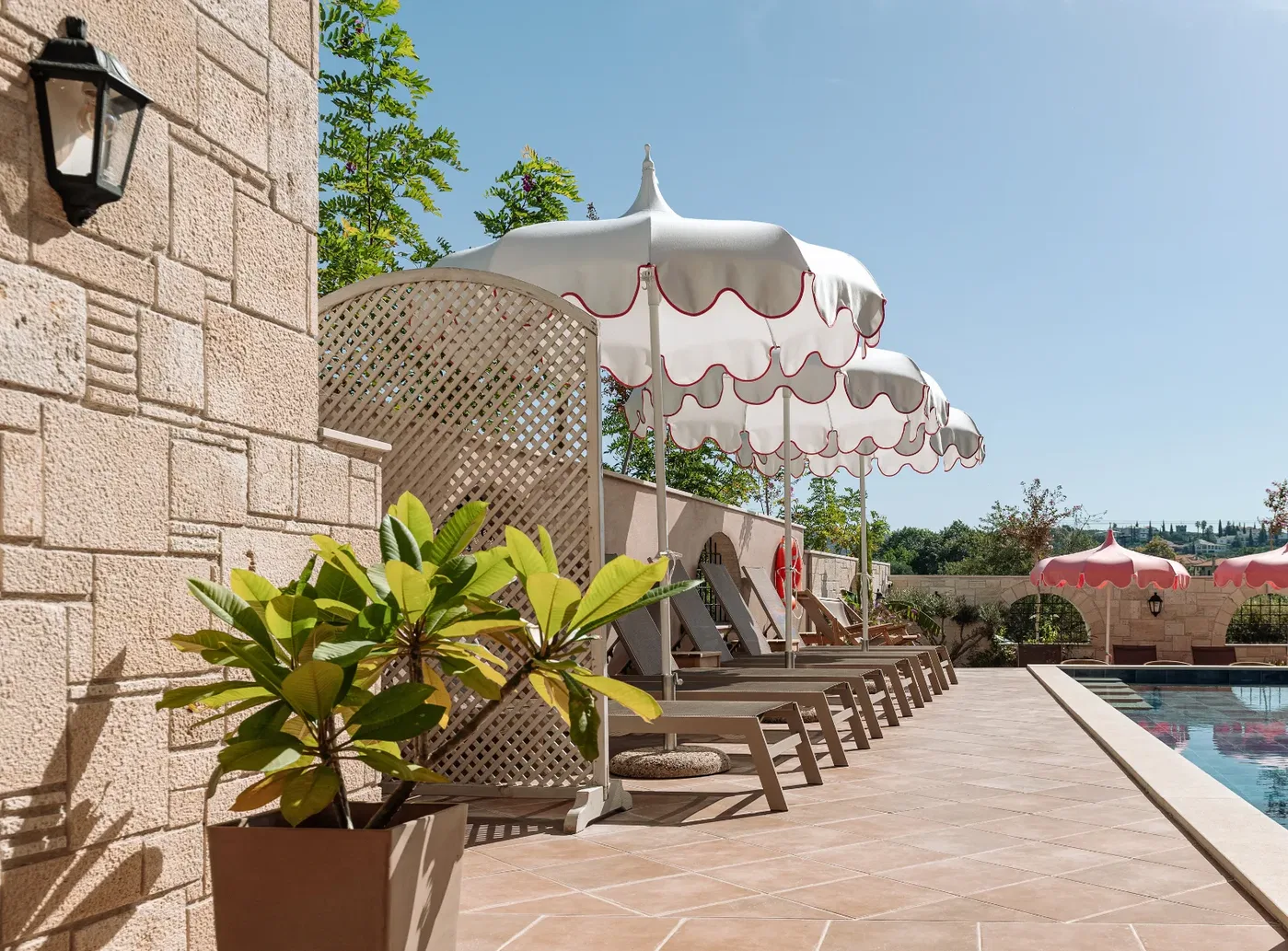 500 m² Hotel for Sale in Halkidiki
