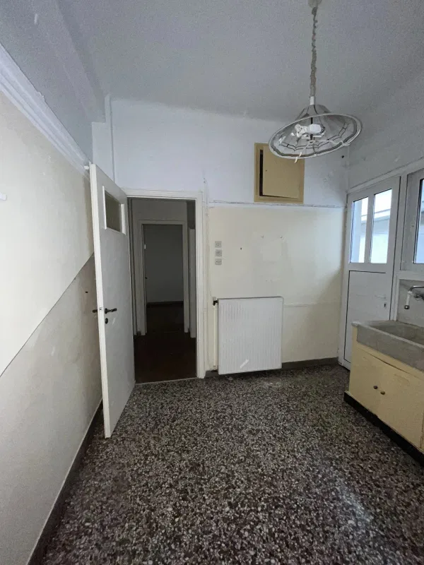71 m² Renovated Two-Bedroom Apartment for Sale in Kallithea, Athens Southern suburbs — photo 4