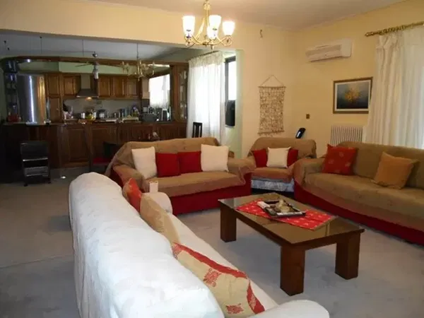 173 m² Three-Bedroom Apartment for Sale in Petroupoli, Athens Western Suburbs — photo 2