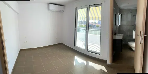 80 m² Renovated Two-Bedroom Apartment for Sale in Egaleo, Athens Western Suburbs — photo 4