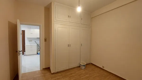 50 m² One-Bedroom Renovated Apartment for Sale in Center Athens, Athens Center — photo 5