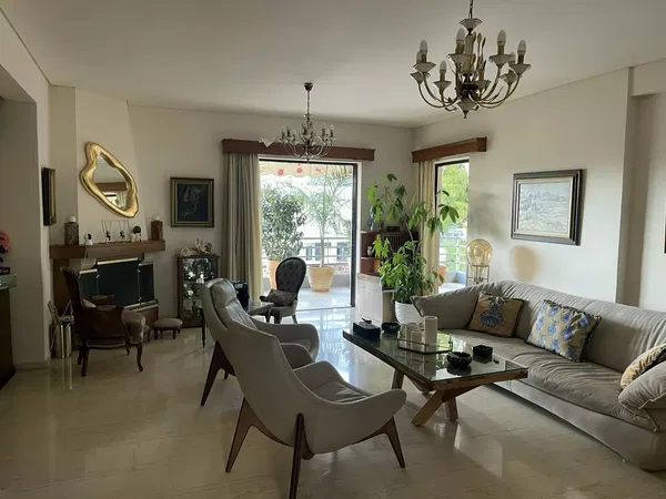 107 m² Two-Bedroom Apartment for Sale in Voula, Athens Southern suburbs