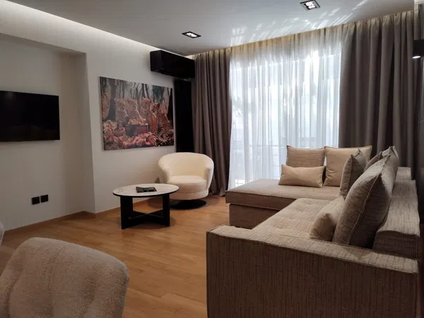 57 m² One-Bedroom Apartment for Sale in Kolonaki - Lycabettus, Athens Center