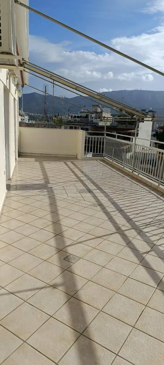 78 m² Renovated Two-Bedroom Apartment for Sale in Ampelokipoi, Athens Center — photo 3