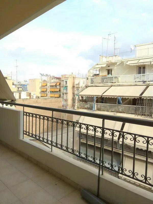 83 m² Renovated Two-Bedroom Apartment for Sale in Center Athens, Athens Center — photo 4