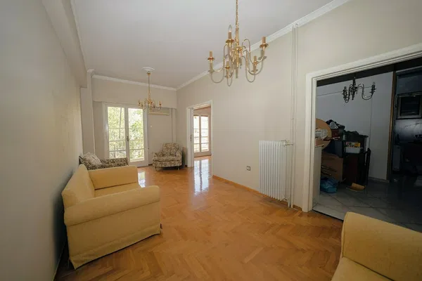 Two-Bedroom Renovated Apartment for Sale in Ampelokipoi, Athens Center — photo 2