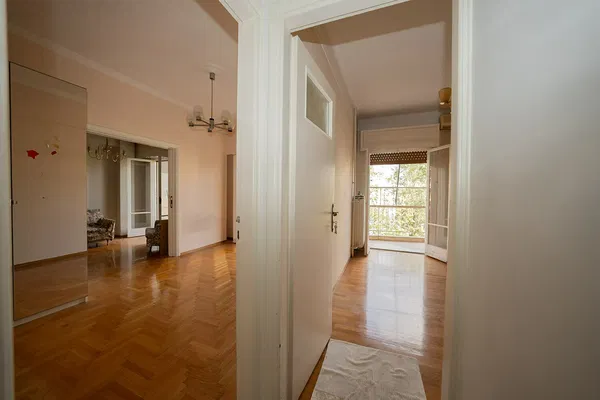 Two-Bedroom Renovated Apartment for Sale in Ampelokipoi, Athens Center — photo 5