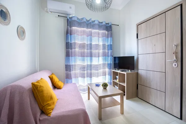 Renovated One-Bedroom Apartment for Sale in Piraeus, Piraeus Suburbs — photo 4
