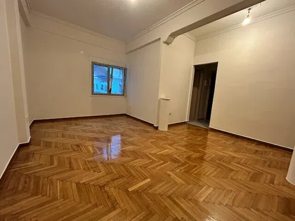 48 m² One-Bedroom Renovated Apartment for Sale in Center Athens, Athens Center — photo 2