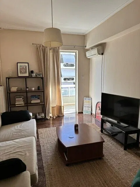 Two-Bedroom Apartment for Sale in Nea Smyrni, Athens Southern suburbs with Central heating