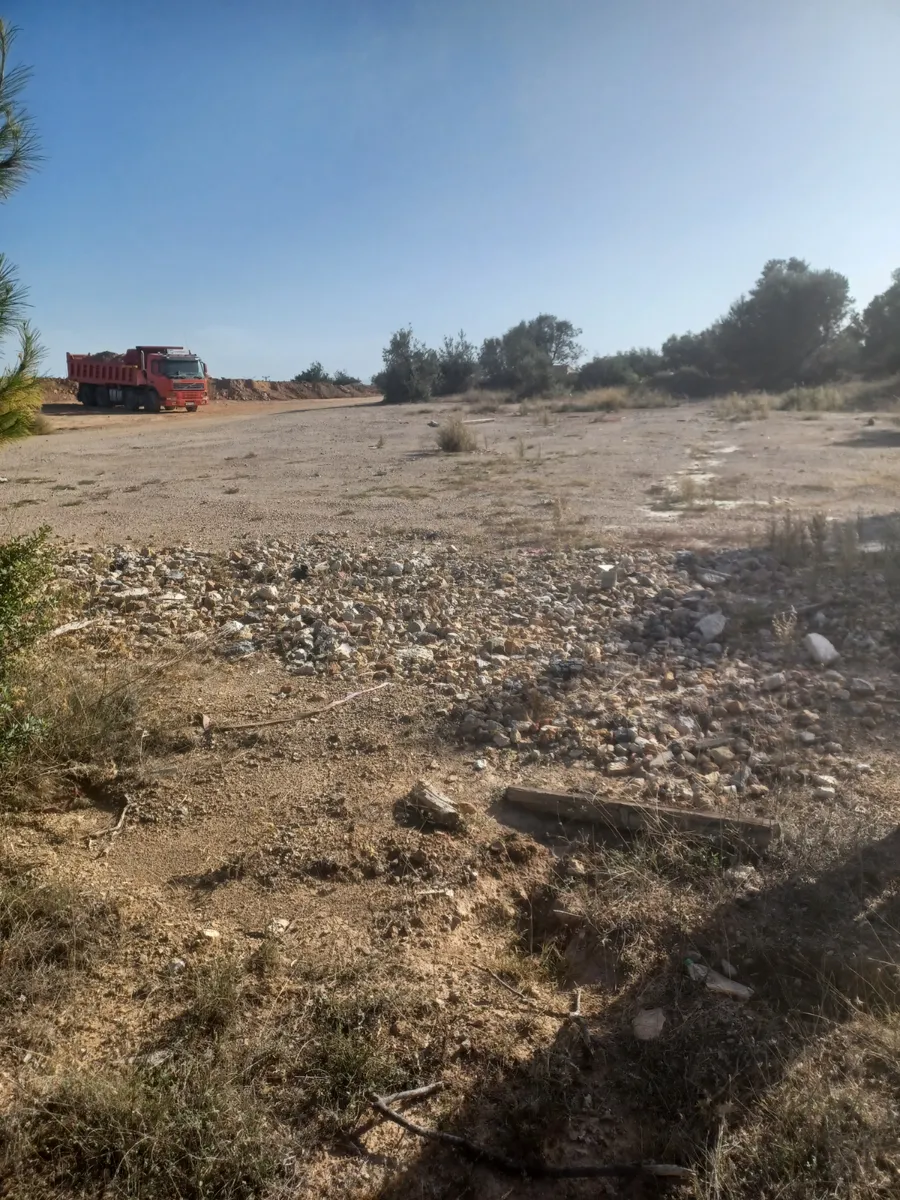 610 m² Land for Sale in Paiania, Athens Eastern Suburbs